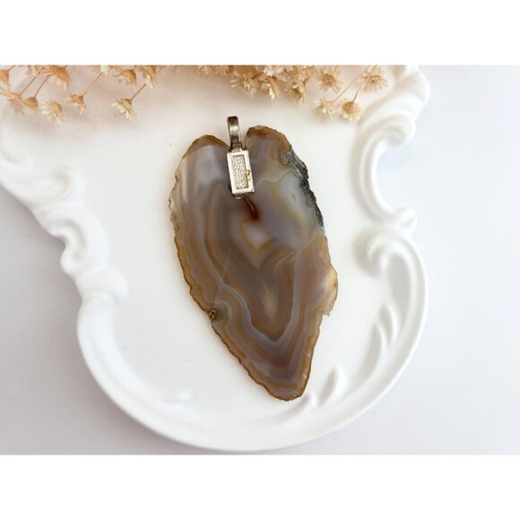 Polished Sliced Agate Geode Crystal Freeform Large Gold Toned Vintage Pendant - Picture 5 of 14